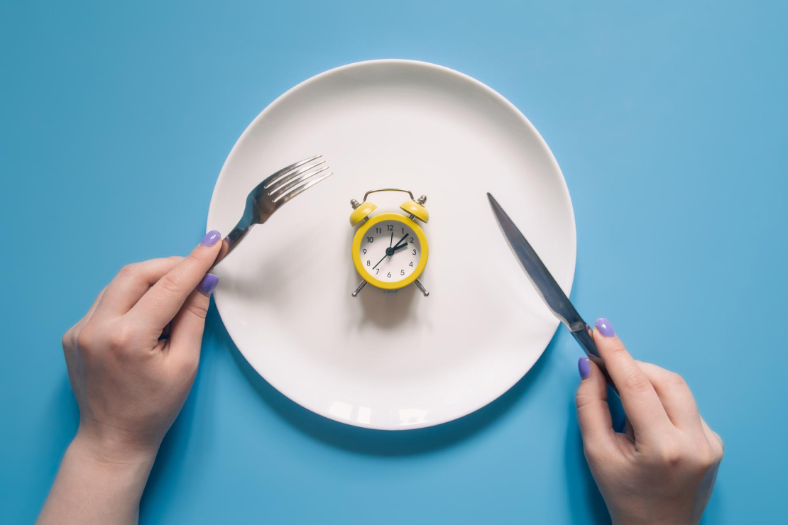 Is Alternate Day Fasting Better Than 16:8? Pros, Cons, and Weight Loss Results