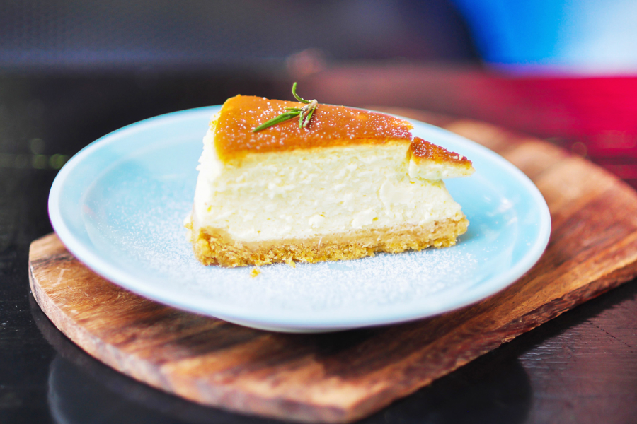 Classic Vanilla Cheesecake
